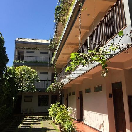 Pakerisan East Mansion Hotell Denpasar Eksteriør bilde